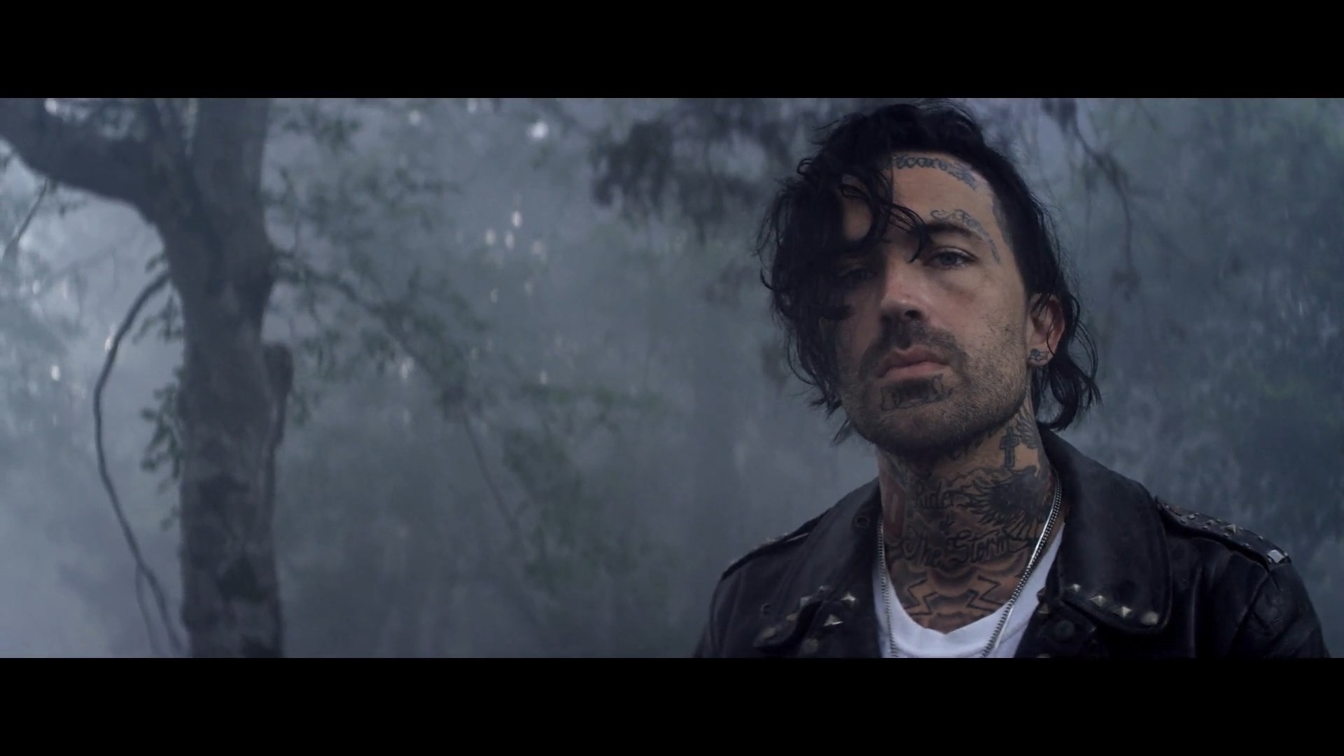 Yelawolf - Shadows ft. Joshua Hedley 